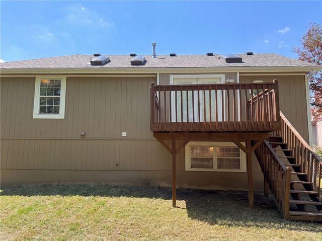 801 Courtland Court, Belton, MO 64012