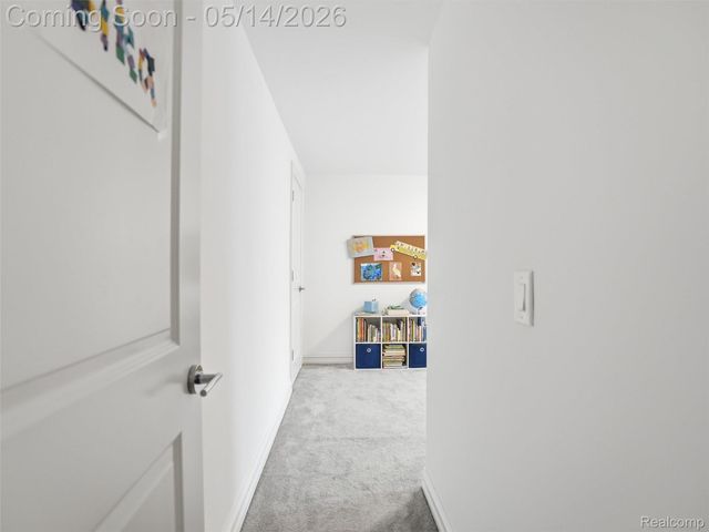 2092 Langham Drive, West Bloomfield Charter Township, MI 48323