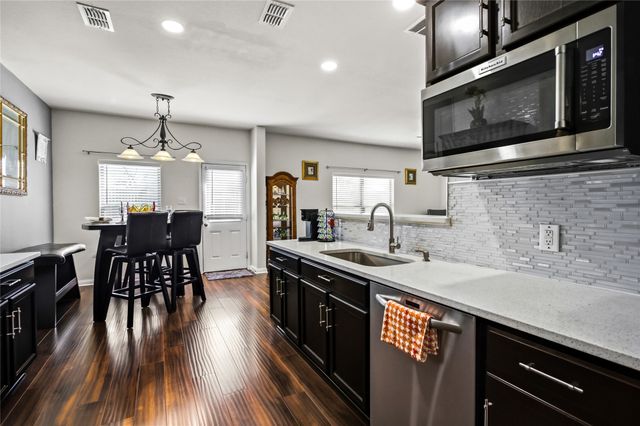 1332 Lucchese Lane, Dallas, TX 75253