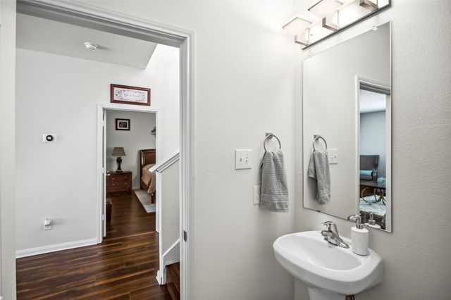 1332 Lucchese Lane, Dallas, TX 75253