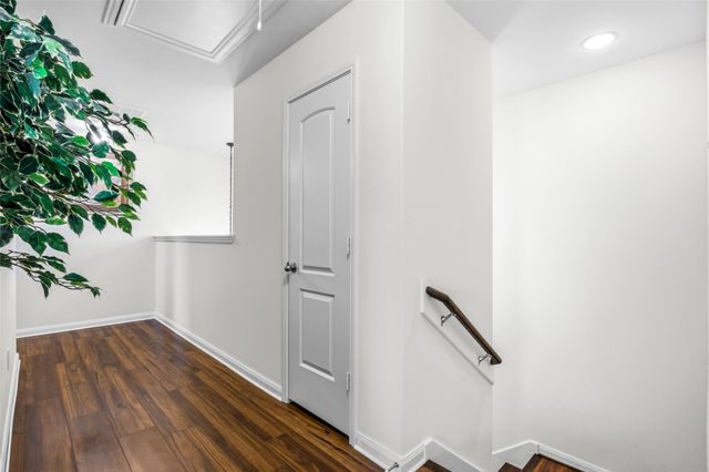 1332 Lucchese Lane, Dallas, TX 75253