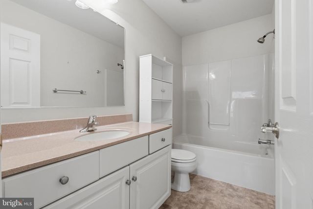 1838 MERIDIAN DR, Hagerstown, MD 21742