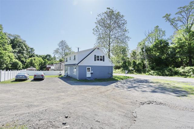 36 Suffern Lane, Garnerville, NY 10923