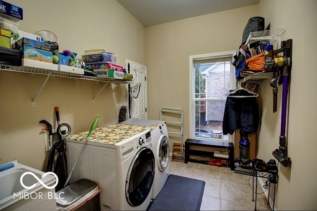 10526 Proposal Pointe Way, Fishers, IN 46040