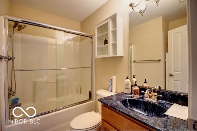 10526 Proposal Pointe Way, Fishers, IN 46040