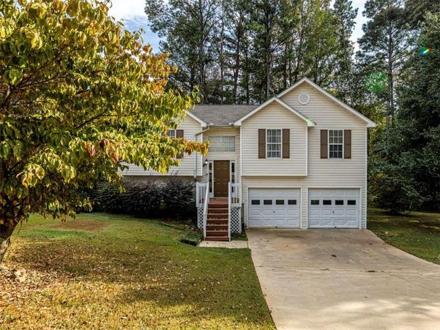 65 Ridgefield Drive, Douglasville, GA 30134