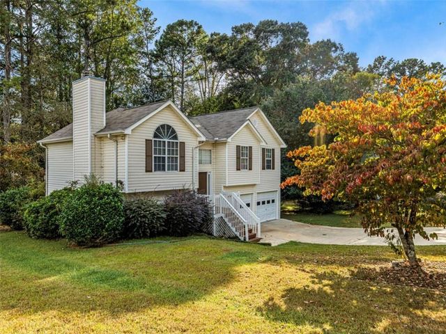 65 Ridgefield Drive, Douglasville, GA 30134