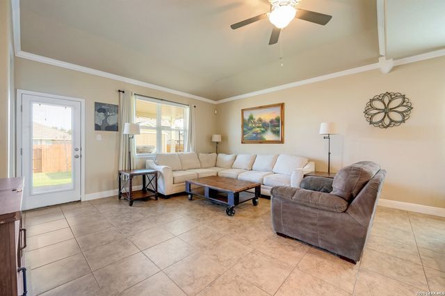 7906 Genesse Creek, San Antonio, TX 78254