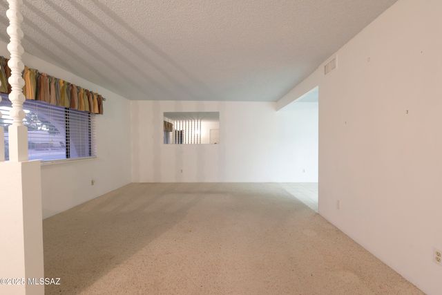 110 W Calle Melendrez, Green Valley, AZ 85614