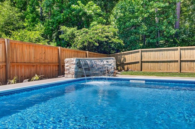 116 Summer Trace Drive, Summerville, SC 29485