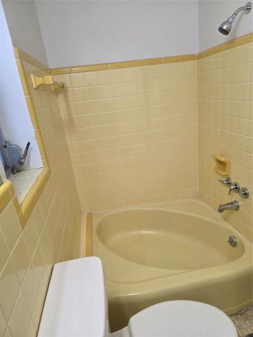 1739 Jackson Street, Hollywood, FL 33020