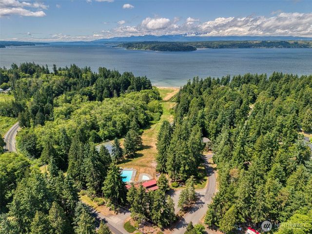 36671 Tamarack Drive NE, Hansville, WA 98340