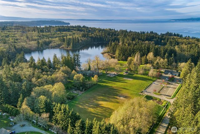 36671 Tamarack Drive NE, Hansville, WA 98340
