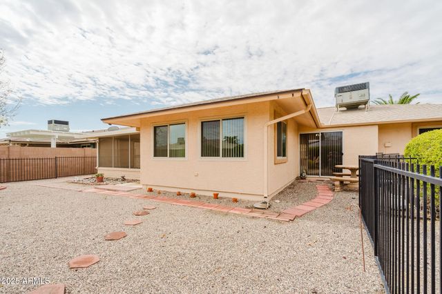 19419 N 133rd Avenue, Sun City West, AZ 85375
