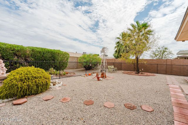 19419 N 133rd Avenue, Sun City West, AZ 85375
