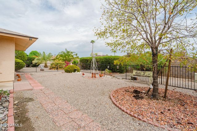 19419 N 133rd Avenue, Sun City West, AZ 85375