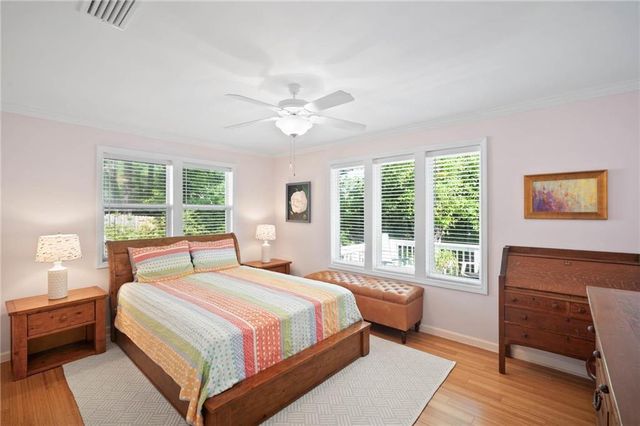 653 Bellangee Avenue, Fairhope, AL 36532