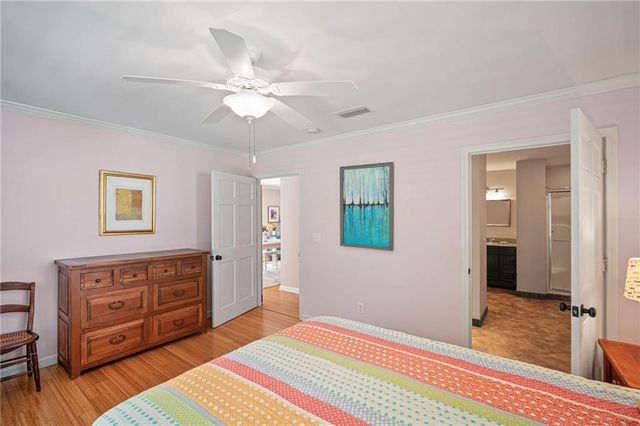 653 Bellangee Avenue, Fairhope, AL 36532