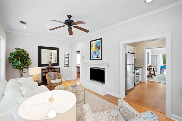 653 Bellangee Avenue, Fairhope, AL 36532