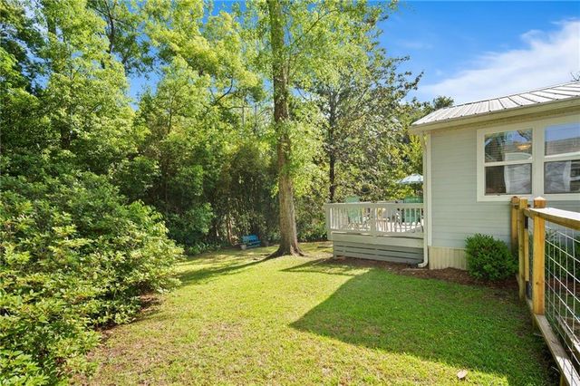 653 Bellangee Avenue, Fairhope, AL 36532
