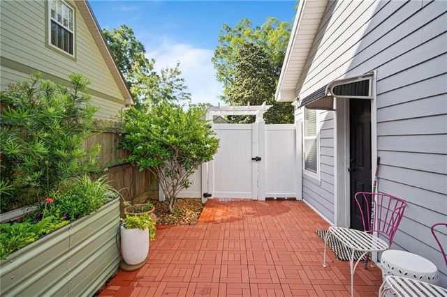 653 Bellangee Avenue, Fairhope, AL 36532