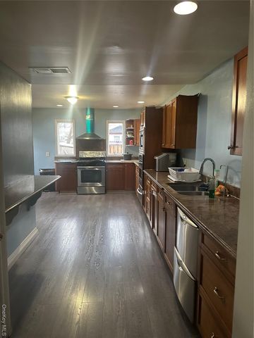 50 Marvin Avenue, Hempstead, NY 11550