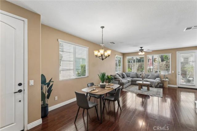 28458 Santa Rosa 541, Saugus, CA 91350
