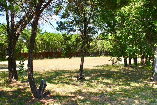4902 Village Drive, Rio Vista, TX 76093