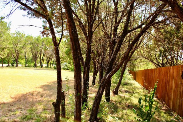 4902 Village Drive, Rio Vista, TX 76093