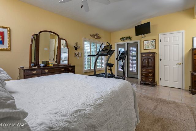 5450 N Crescent Ridge Drive, Tucson, AZ 85718