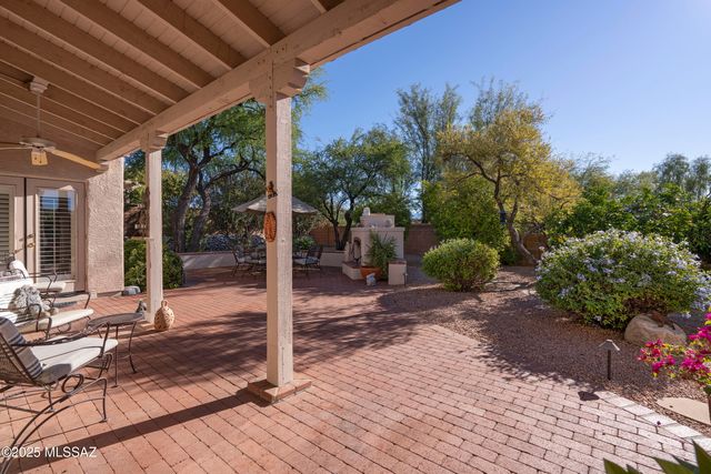 5450 N Crescent Ridge Drive, Tucson, AZ 85718