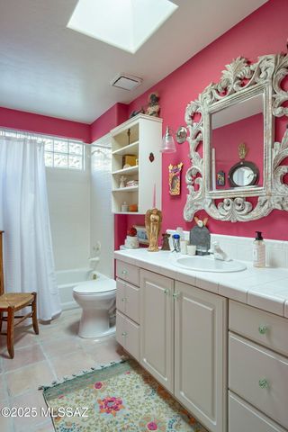 5450 N Crescent Ridge Drive, Tucson, AZ 85718