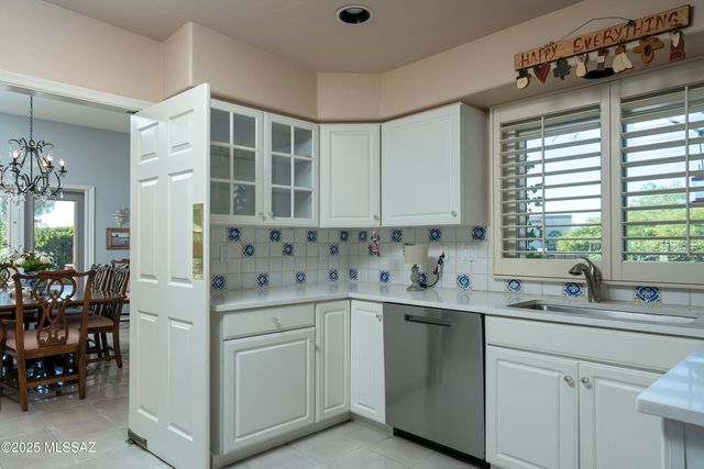 5450 N Crescent Ridge Drive, Tucson, AZ 85718