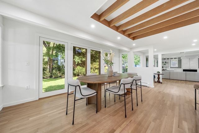31 Alba Rd, Wellesley, MA 02481
