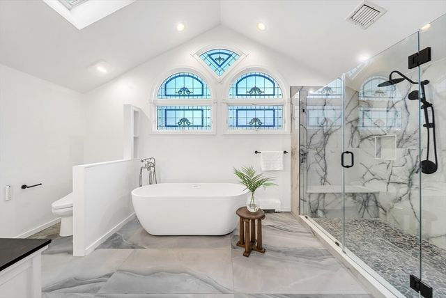 31 Alba Rd, Wellesley, MA 02481