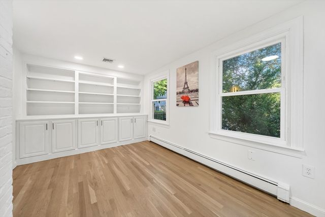 31 Alba Rd, Wellesley, MA 02481