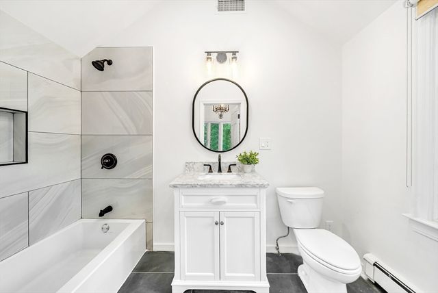 31 Alba Rd, Wellesley, MA 02481