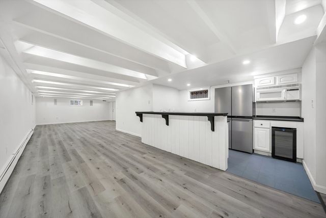 31 Alba Rd, Wellesley, MA 02481
