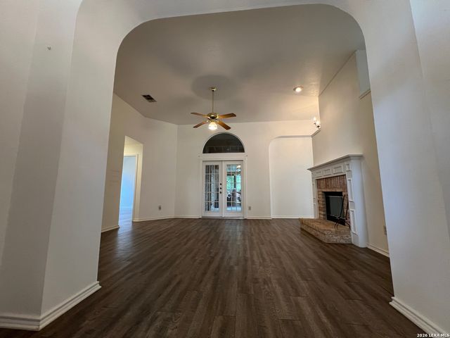 5904 Creekway, San Antonio, TX 78247