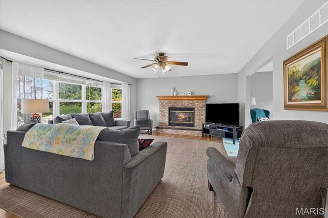 2087 Hackmann Estates Drive, St Charles, MO 63303