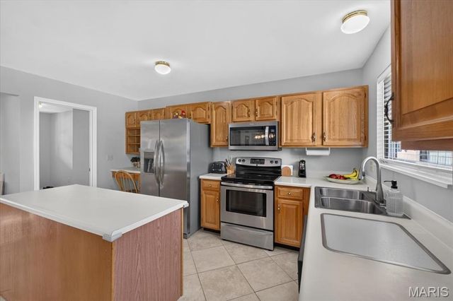 2087 Hackmann Estates Drive, St Charles, MO 63303