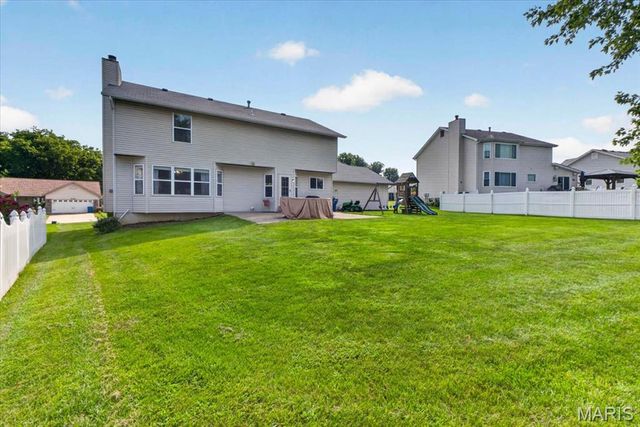 2087 Hackmann Estates Drive, St Charles, MO 63303