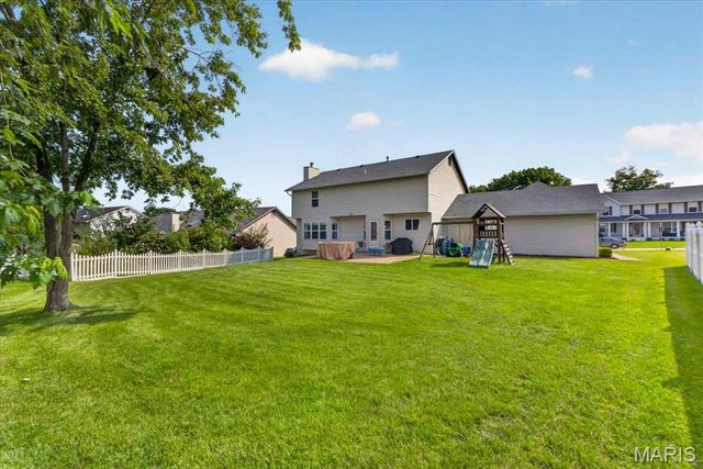 2087 Hackmann Estates Drive, St Charles, MO 63303