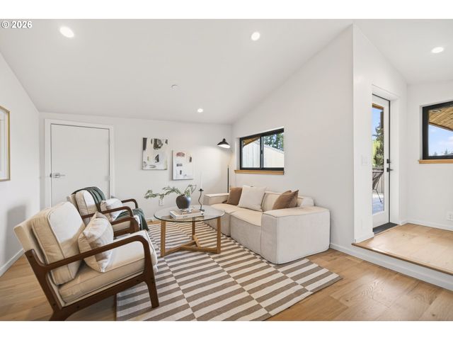 4635 N CAMPBELL Ave, Portland, OR 97217