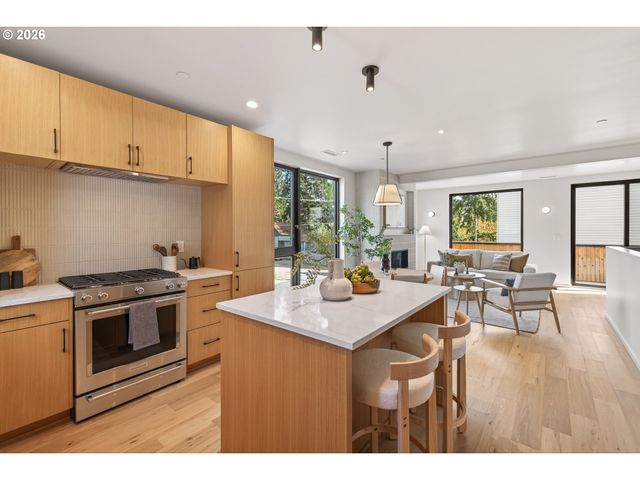 4635 N CAMPBELL Ave, Portland, OR 97217