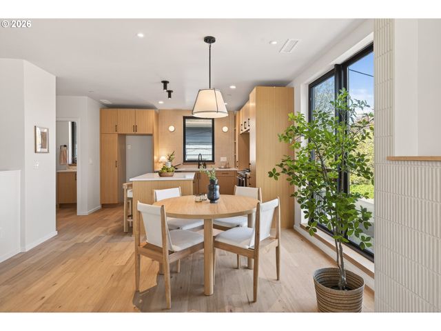 4635 N CAMPBELL Ave, Portland, OR 97217