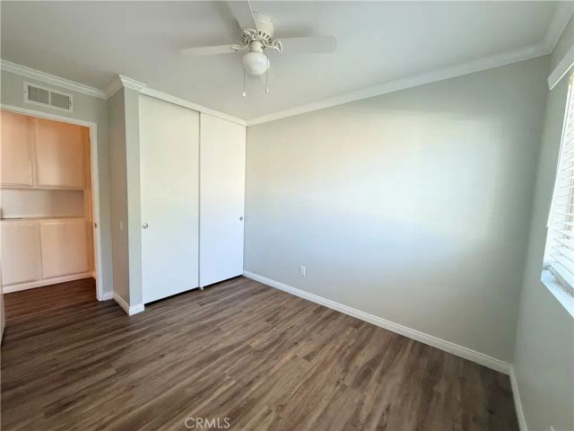 20120 Runnymede Street 15, Winnetka, CA 91306