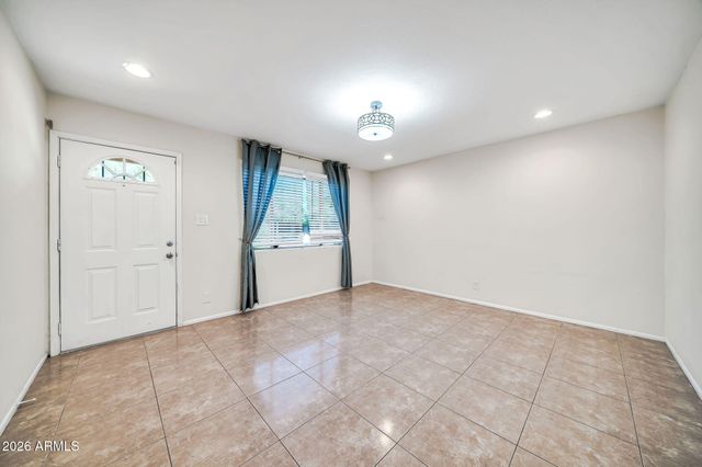 1037 E DIANA Avenue, Phoenix, AZ 85020