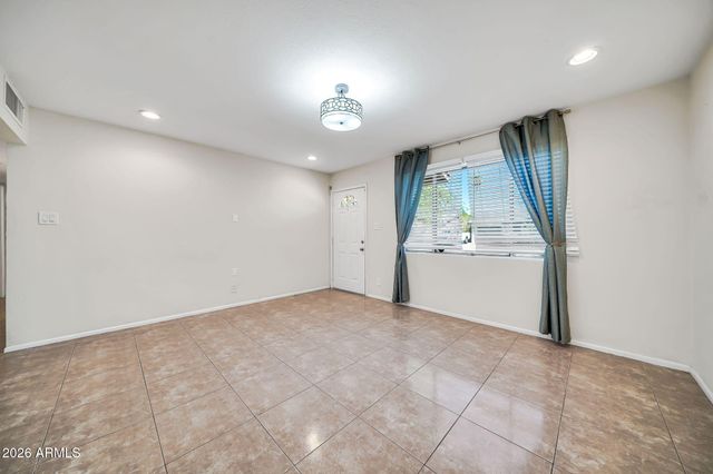 1037 E DIANA Avenue, Phoenix, AZ 85020