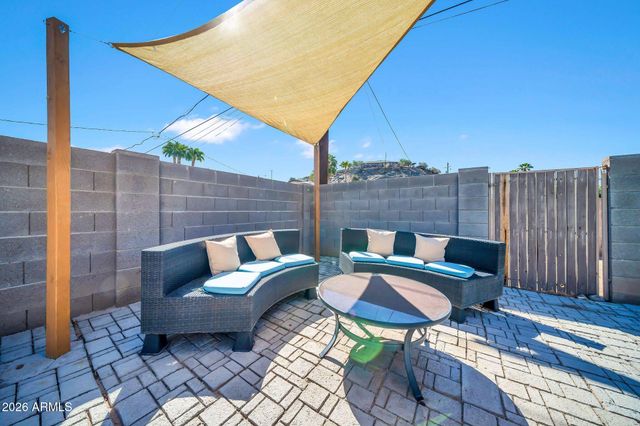 1037 E DIANA Avenue, Phoenix, AZ 85020